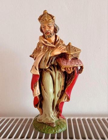 Vintage kerststal koning beeld voor kerststal. beschikbaar voor biedingen