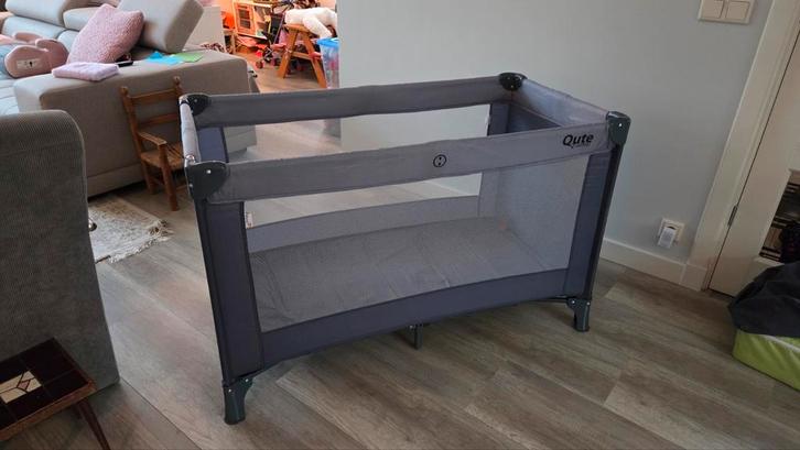 Qute QSleep Reisbedje met Matras, Kinderen en Baby's, Babywiegjes en Ledikanten, Zo goed als nieuw, Reisbedje, Ophalen