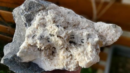 DoFa Roze groot stuk Dolomiet Anduze Frankrijk verzameling, Verzamelen, Mineralen en Fossielen, Ophalen of Verzenden