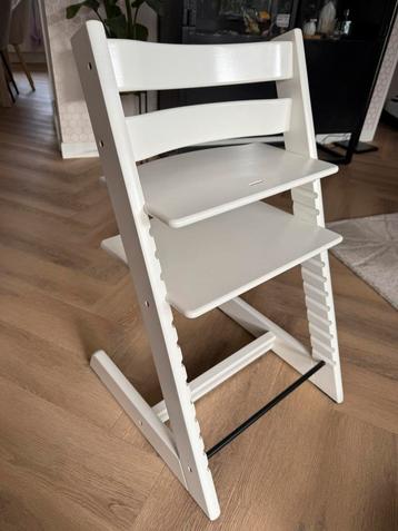 Nette Stokke Tripp Trapp wit nieuw model white kinderstoel beschikbaar voor biedingen