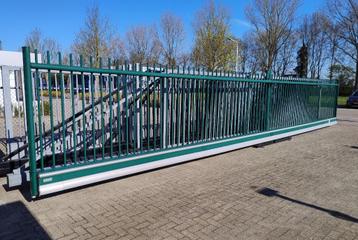 schuifpoort B&G schuifhek 12,30 mtr. lang, 10 mtr. doorgang beschikbaar voor biedingen