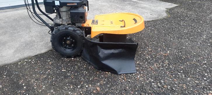 Lumag hgs-580 ruw terreinmaaier, Tuin en Terras, Grasmaaiers, Gebruikt, Benzine-grasmaaier, 50 cm of meer, Cirkelmaaier, Ophalen