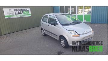 Scherm rechts-voor van een Chevrolet Matiz beschikbaar voor biedingen