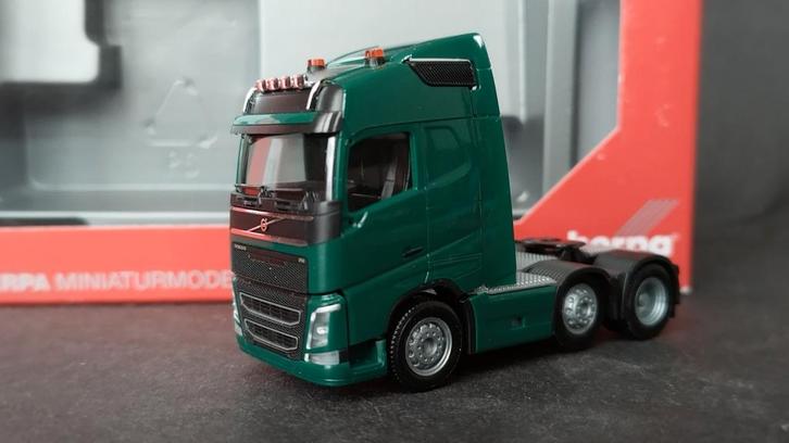 Volvo FH GL 6x2 1:87 H0 Herpa Pol, Hobby en Vrije tijd, Modelauto's | 1:87, Zo goed als nieuw, Bus of Vrachtwagen, Ophalen of Verzenden