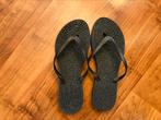 Teenslippers zwart, maat 39. Nieuw!, Ophalen of Verzenden, Nieuw, Zwart