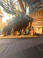 Kerststal met figuren, Antiek en Kunst, Antiek | Religie, Ophalen of Verzenden