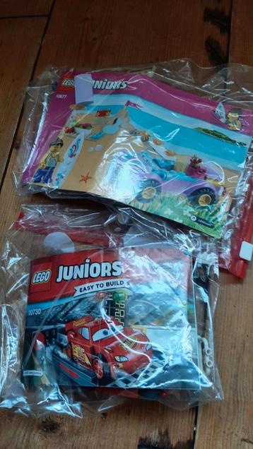 Lego Junior Cars 10730 en 10677 beschikbaar voor biedingen