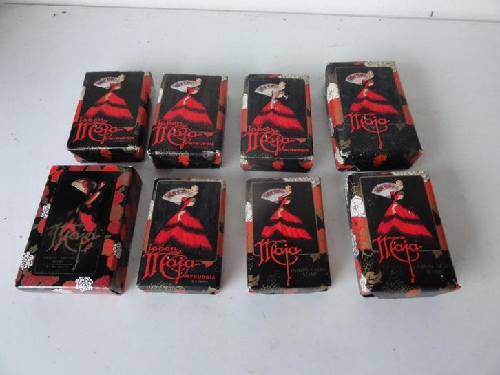 2 sets VINTAGE Myrurgia Maja zeep met  resp. 8 en 6 stukken, Verzamelen, Parfumverzamelingen, Nieuw, Overige typen, Gevuld, Verzenden