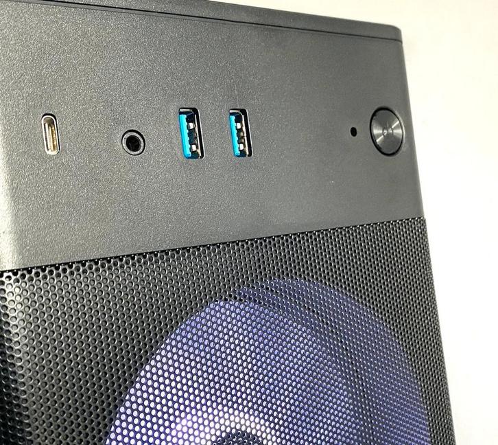 Medion Erazer Recon E45 AMD Ryzen 5 Gaming PC met garantie, Computers en Software, Desktop Pc's, Zo goed als nieuw, 3 tot 4 Ghz