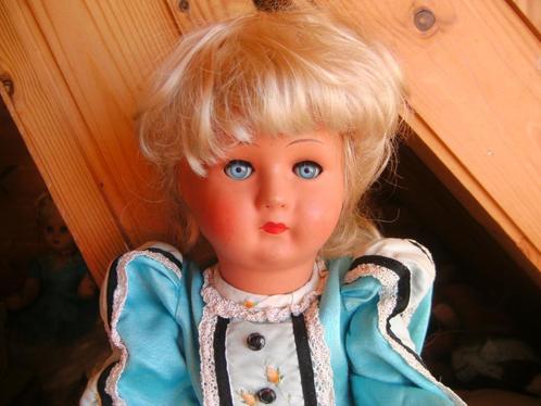 Hans Volk pop blauwe knipperogen baby sta lichaam helblond, Antiek en Kunst, Antiek | Speelgoed, Verzenden