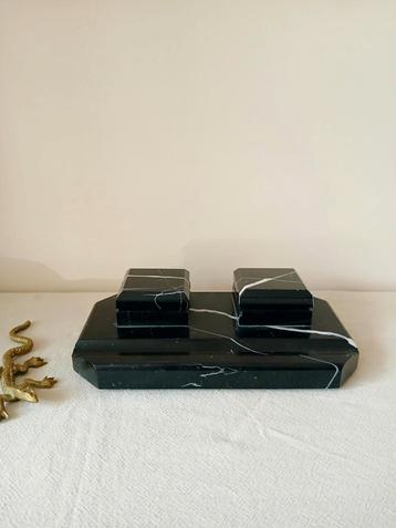 Marmer bureauset inktpotjes beschikbaar voor biedingen