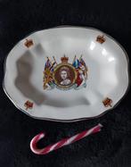 Schaaltje 1977 koningin Elizabeth, Ophalen of Verzenden, Buitenland, Servies
