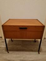 Te koop een naaikist, Ophalen, Gebruikt, Lint, Band of Elastiek