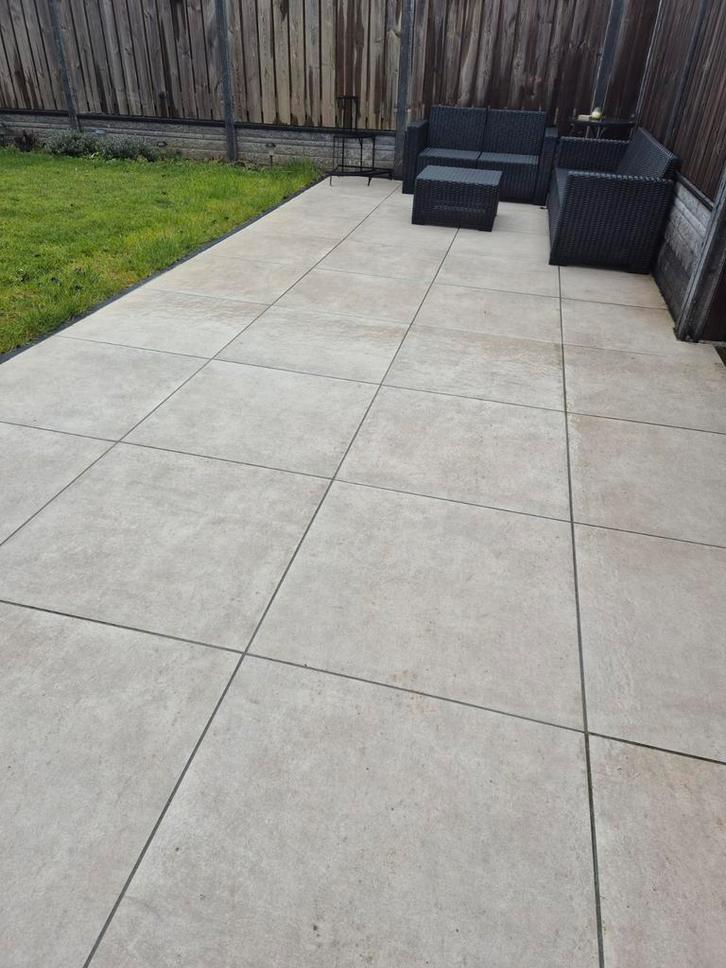 Nieuwe Keramische Tegels 80x80 Lichtgrijs Antislip, Doe-het-zelf en Verbouw, Tegels, Nieuw, Vloertegels, Keramiek, 60 cm of meer