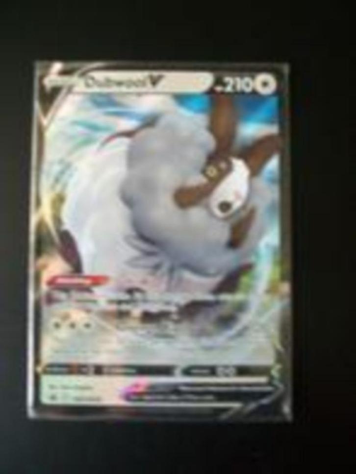 3761: nieuwe pokemon kaart DUBWOOL V hp 210 SWSH049, Hobby en Vrije tijd, Verzamelkaartspellen | Pokémon, Nieuw, Losse kaart, Foil