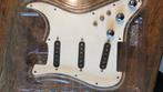 Slagplaat voor stratocaster incl 3 pick-ups, Muziek en Instrumenten, Ophalen of Verzenden, Gebruikt, Elektrische gitaar