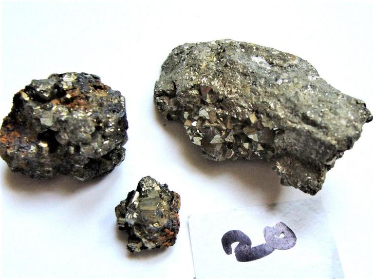 pyriet foto=1,50 fools gold 30g idioten goud of piriet 7gr, Verzamelen, Mineralen en Fossielen, Mineraal, Ophalen of Verzenden