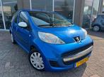 Peugeot 107 1.0-12V Sportium 5 drs - Airco - APK: 6-2026! -, Voorwielaandrijving, Euro 5, Gebruikt, Zwart