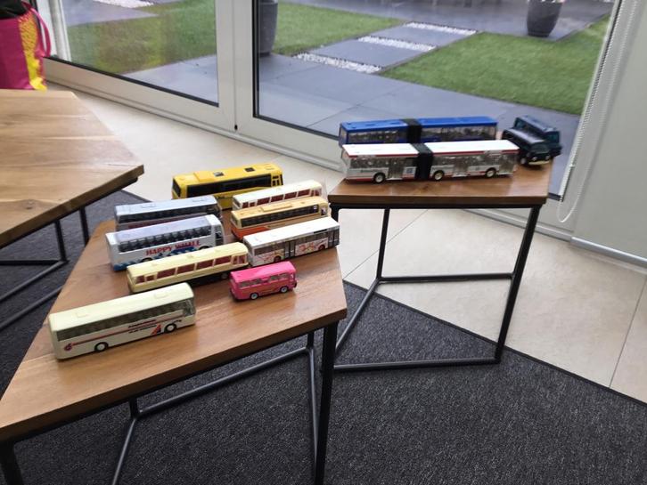 Collectie Modelbussen - Diverse Schalen & Merken, Hobby en Vrije tijd, Modelbouw | Auto's en Voertuigen, Gebruikt, Auto, 1:50 of kleiner