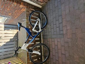 Mountainbike met 24 versnellingen   26 inch  beschikbaar voor biedingen