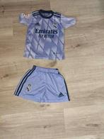 Voetbal tenue maat 104, Ophalen of Verzenden, Zo goed als nieuw
