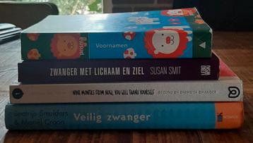 Zwangerschapsboeken + voornamen boek beschikbaar voor biedingen