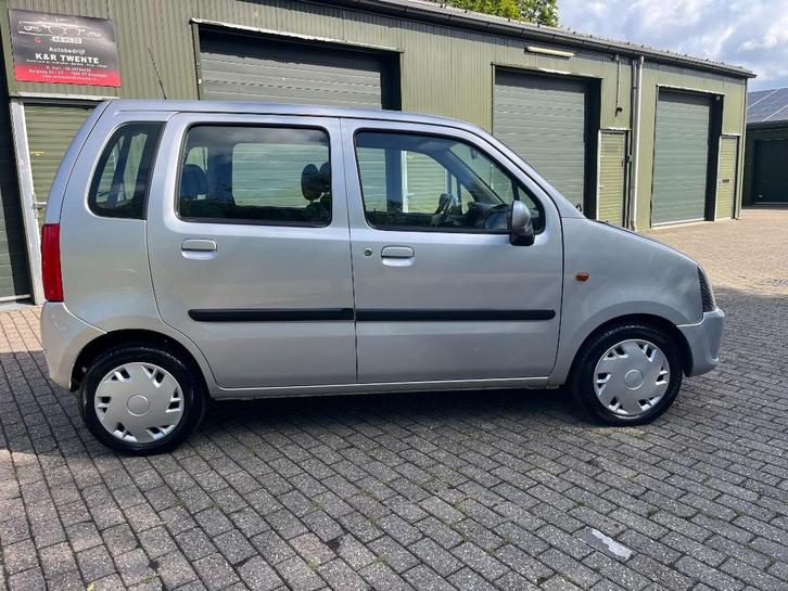 Opel Agila 1.2 16V Twinport 25-11-2004 5 drs Airco El. ramen, Auto's, Opel, Particulier, Agila, Airbags, Airconditioning, Elektrische buitenspiegels