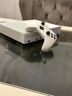Xbox One S, Spelcomputers en Games, Spelcomputers | Xbox One, Ophalen of Verzenden, Zo goed als nieuw, 500 GB, Met 1 controller