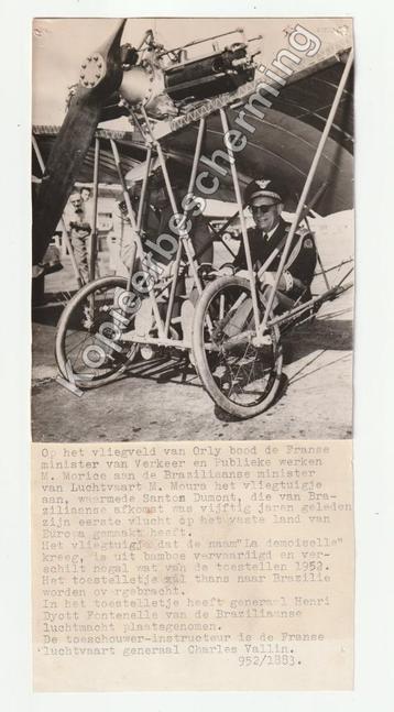 La demoiselle vliegtuig Santos Dumont 1952 op Orly beschikbaar voor biedingen