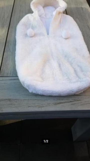 Baby wagenpakje beschikbaar voor biedingen