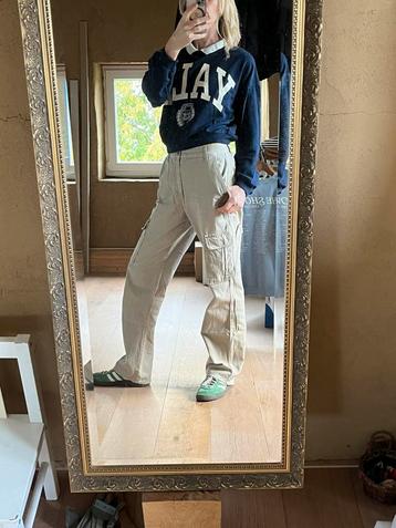 Sweater trui H&M Yale mt xs 170 / 14 jaar - heel netjes beschikbaar voor biedingen