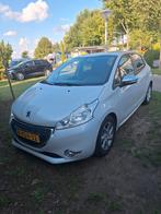 Peugeot 208 1.2 VTI 60KW 5-D 2-TR 2014 Wit, Stof, Zwart, 1199 cc, Start-stop-systeem