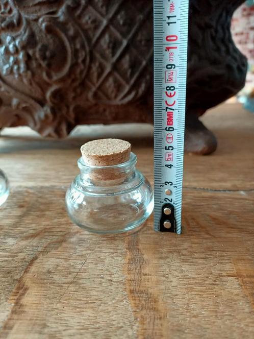 Retro glazen potjes met dop van kurk drie stuks., Antiek en Kunst, Antiek | Glas en Kristal, Ophalen of Verzenden