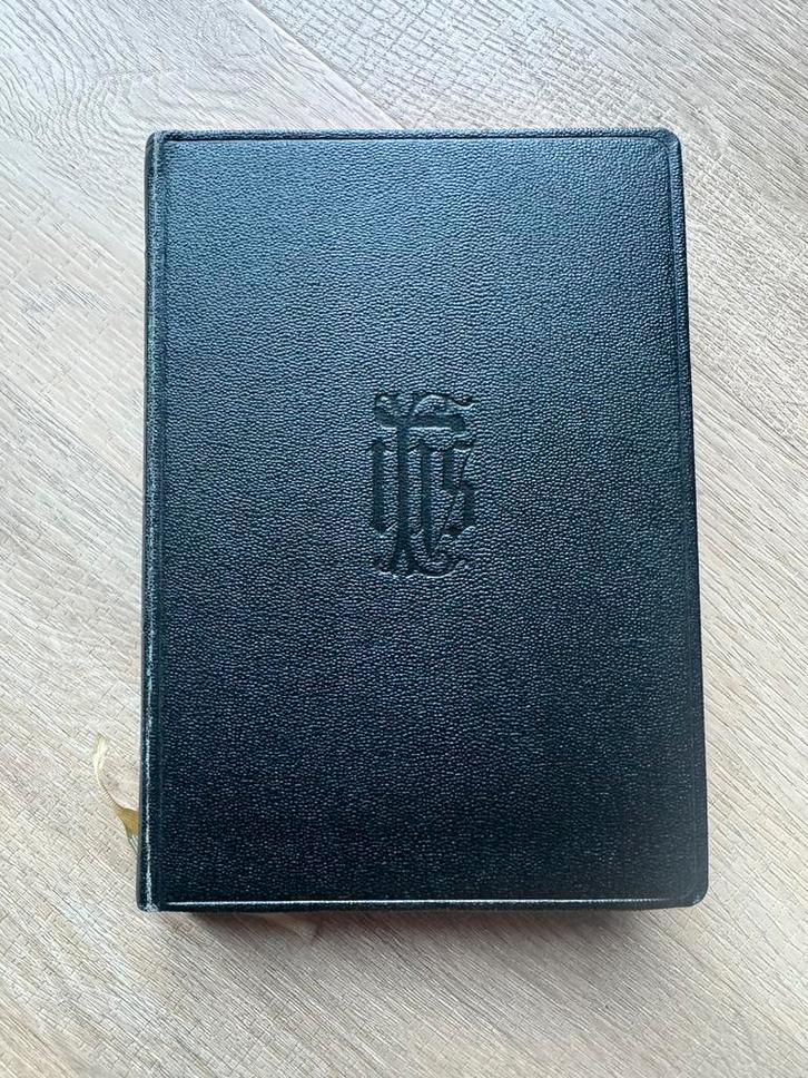 Klein Brevier deel 1, Antiek en Kunst, Antiek | Boeken en Bijbels, Ophalen of Verzenden