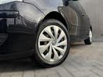 Volkswagen Polo 1.4-16V Comfortline TREKHAAK / AIRCO / CRUIS, Auto's, Stof, Zwart, 4 cilinders, Zwart