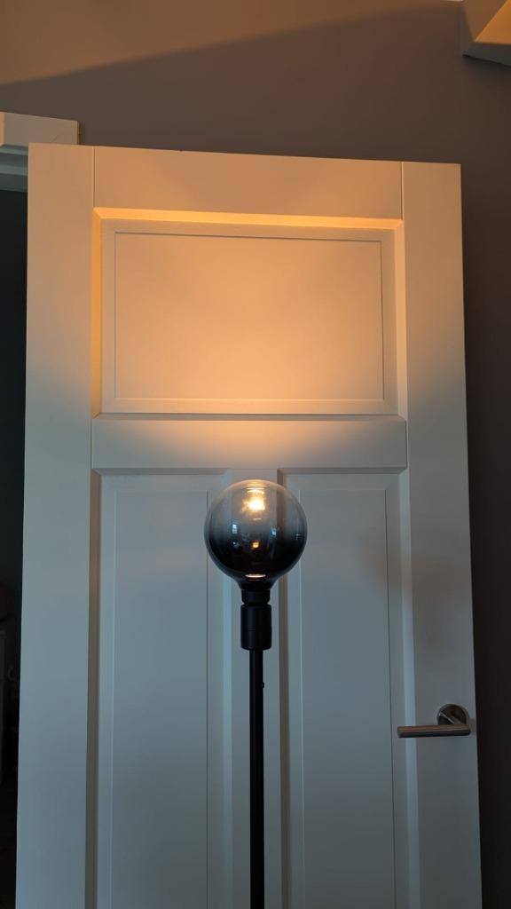 IKEA Skaftet Staande Lampvoet met Lamp, Huis en Inrichting, Lampen | Vloerlampen, Zo goed als nieuw, 100 tot 150 cm, Metaal, Ophalen