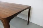 Artisan Twist tafel, Europees walnoot, 220/90/76 cm, 200 cm of meer, 50 tot 100 cm, Nieuw, Rechthoekig