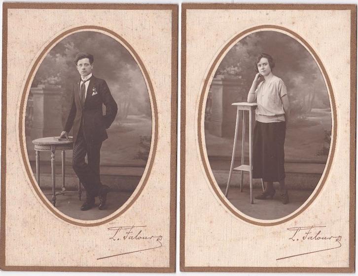 2 x Kabinetfoto / Studiofoto Man en Vrouw, Verzamelen, Foto's en Prenten, Gebruikt, Foto, Overige onderwerpen, Voor 1940, Verzenden