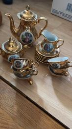 Gouden Theeservies met Romantische Afbeeldingen, Ophalen