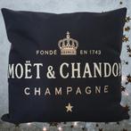Luxe kussen van MOËT & CHANDON incl binnenkussen ‼️, Huis en Inrichting, Woonaccessoires | Kussens, Ophalen of Verzenden, Nieuw
