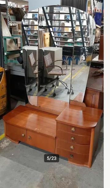 kaptafel grote spiegel met beweegbare delen - retro beschikbaar voor biedingen