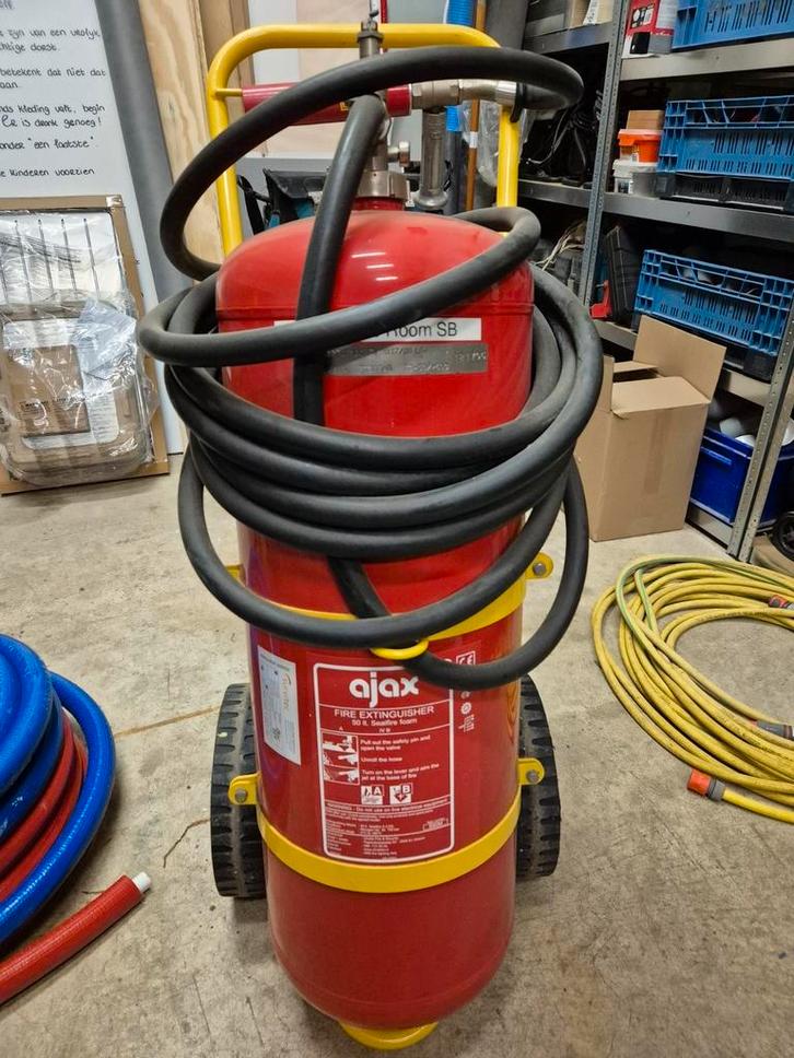 Mobiele RVS blustank (zie beschrijving), Huis en Inrichting, Brandblussers en Brandkasten, Zo goed als nieuw, Ophalen