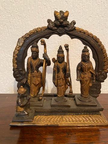 Rama, Sita, Laksmana en Hanuman. beschikbaar voor biedingen