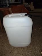 Witte Kunststof Jerrycan met Dop 20 ltr, Caravans en Kamperen, Ophalen of Verzenden, Zo goed als nieuw