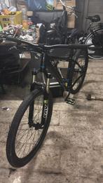 Dirt jumper giant mountainbike, Fietsen en Brommers, Fietsen | Crossfietsen en BMX, Ophalen, 24 inch of meer, Stuur 360° draaibaar