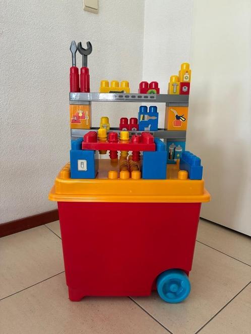 Megabloks gereedschapstafel / werkbank, Kinderen en Baby's, Speelgoed | Speeltafels, Gebruikt, Ophalen