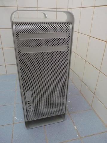MacPro 2006, 2 X 2,26 GHz, 32 GB RAM, 256 GB SSD +3X HD 1 TB beschikbaar voor biedingen