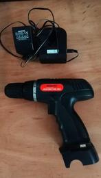 Boor 18v met oplader, Ophalen of Verzenden, Gebruikt, 600 watt of meer, Boor- en Schroefmachine