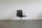 1x Vitra Eames EA 104 Stoel Zwart Leer – Aluminium, Niet ingevuld, Zwart, Niet ingevuld, Ophalen of Verzenden