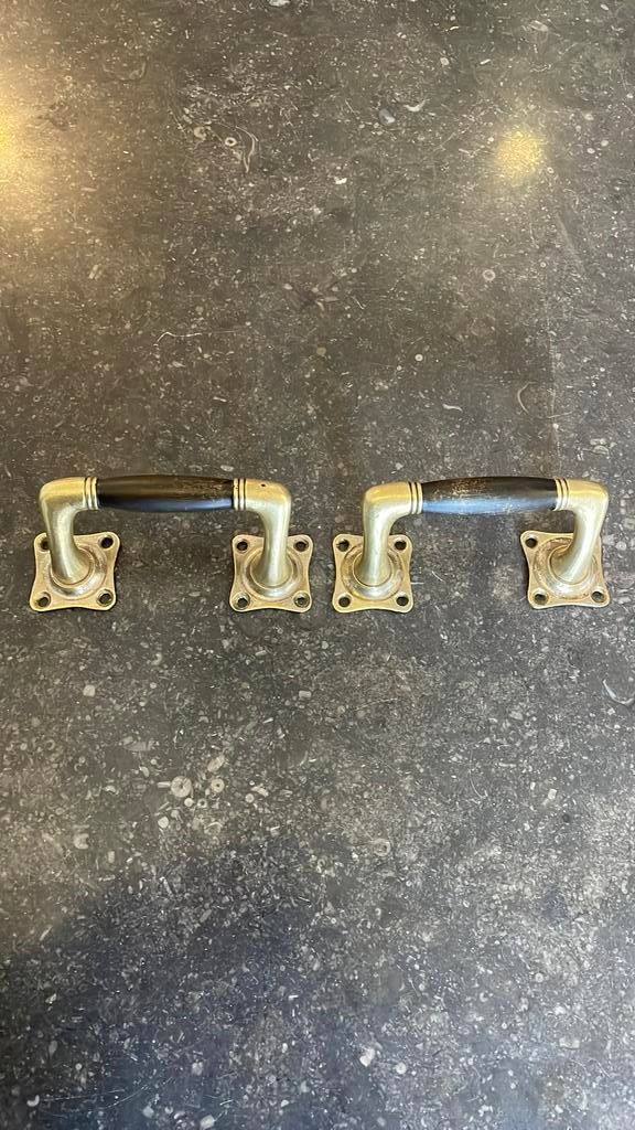 1x set van 2 Raamgrepen Ebbenhout & messing 1900 1930 greep, Ophalen of Verzenden